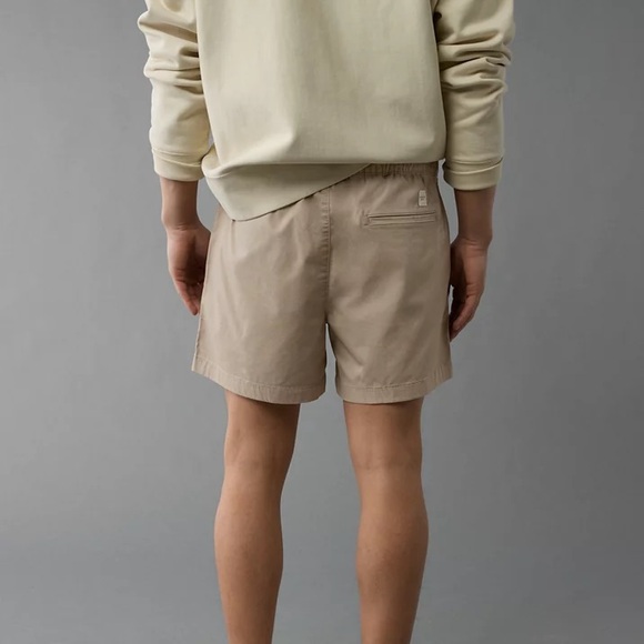 American Eagle 5" Flex Lived-In Trekker Short‎ - Picture 3 of 8